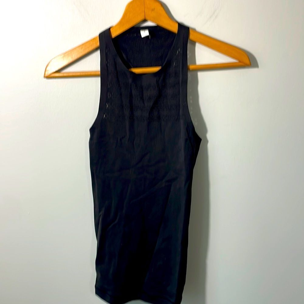 Lululemon performance tank with perforated back. Size 4.